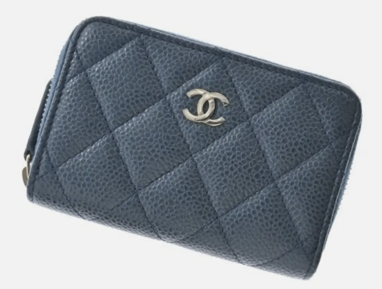 CHANEL TARJETERO ACOLCHADO CON CIERRE